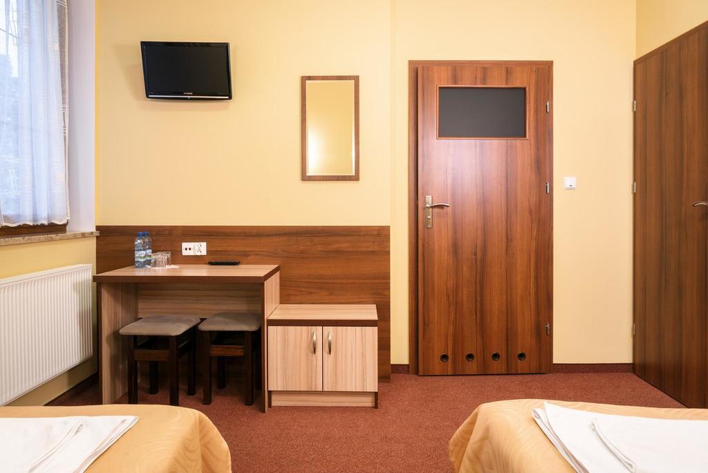 Hôtel Vera à Sulechów Chambre photo