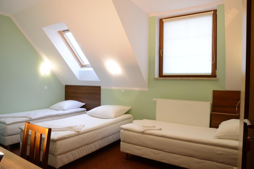 Hôtel Vera à Sulechów Chambre photo