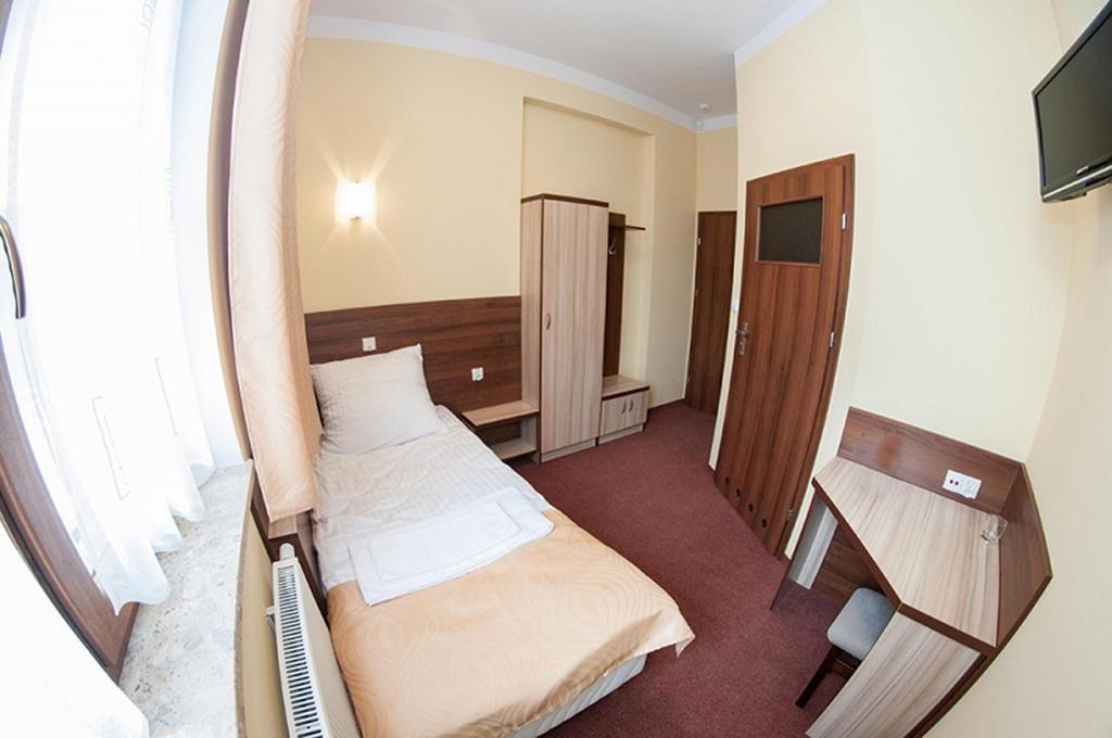 Hôtel Vera à Sulechów Chambre photo